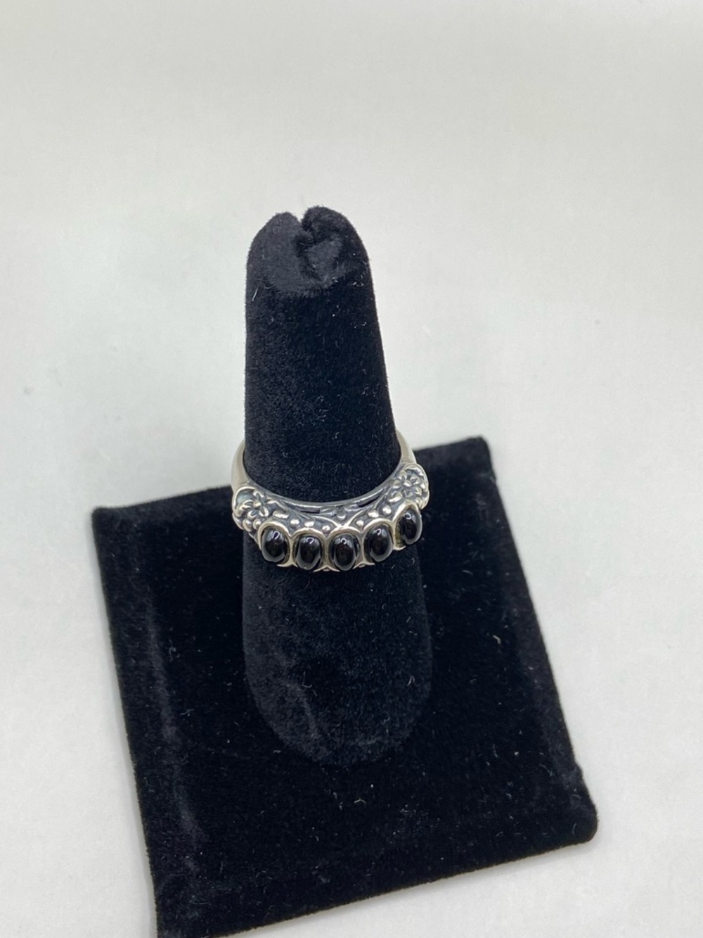 Carolyn Pollack Sterling Silver Five Stone Black Onyx Ring - Picture 3 of 9
